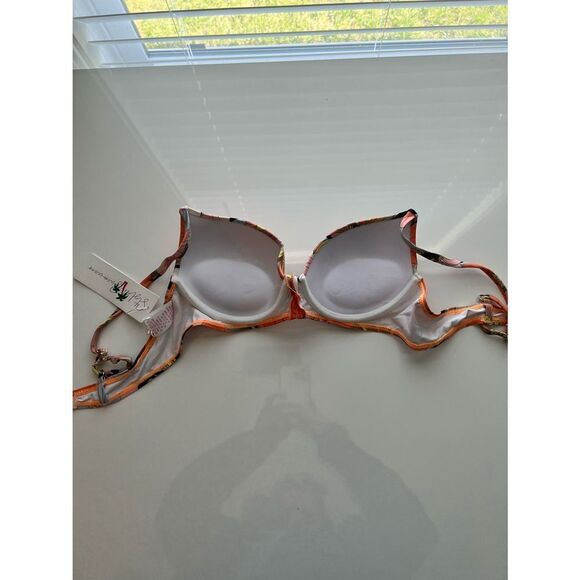 Stylish Swimwear  - Picture 2 of 5